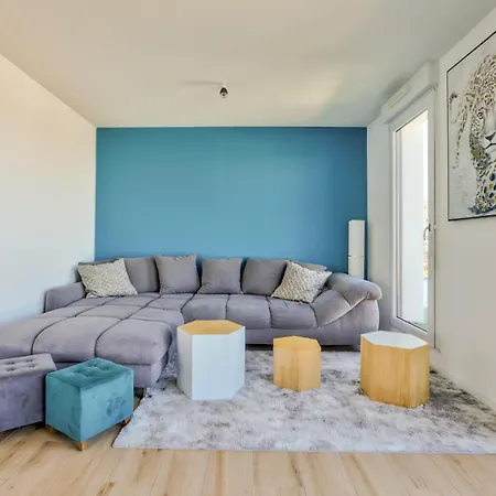 Apartament Stunning 2br Flat With Terrace And Private Parking *