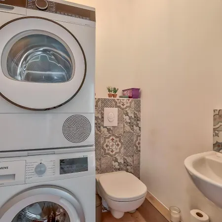 Stunning 2br Flat With Terrace And Private Parking