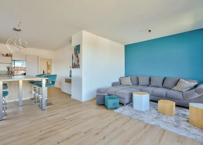 Stunning 2br Flat With Terrace And Private Parking Strazburg