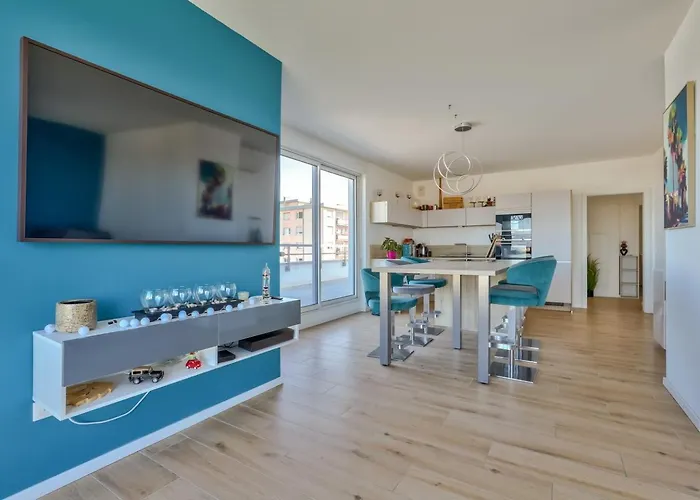 Stunning 2br Flat With Terrace And Private Parking Apartman
