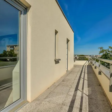 Stunning 2br Flat With Terrace And Private Parking Apartamento Estrasburgo