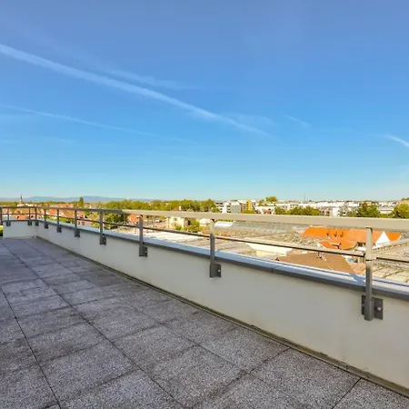 Apartamento Stunning 2br Flat With Terrace And Private Parking Estrasburgo